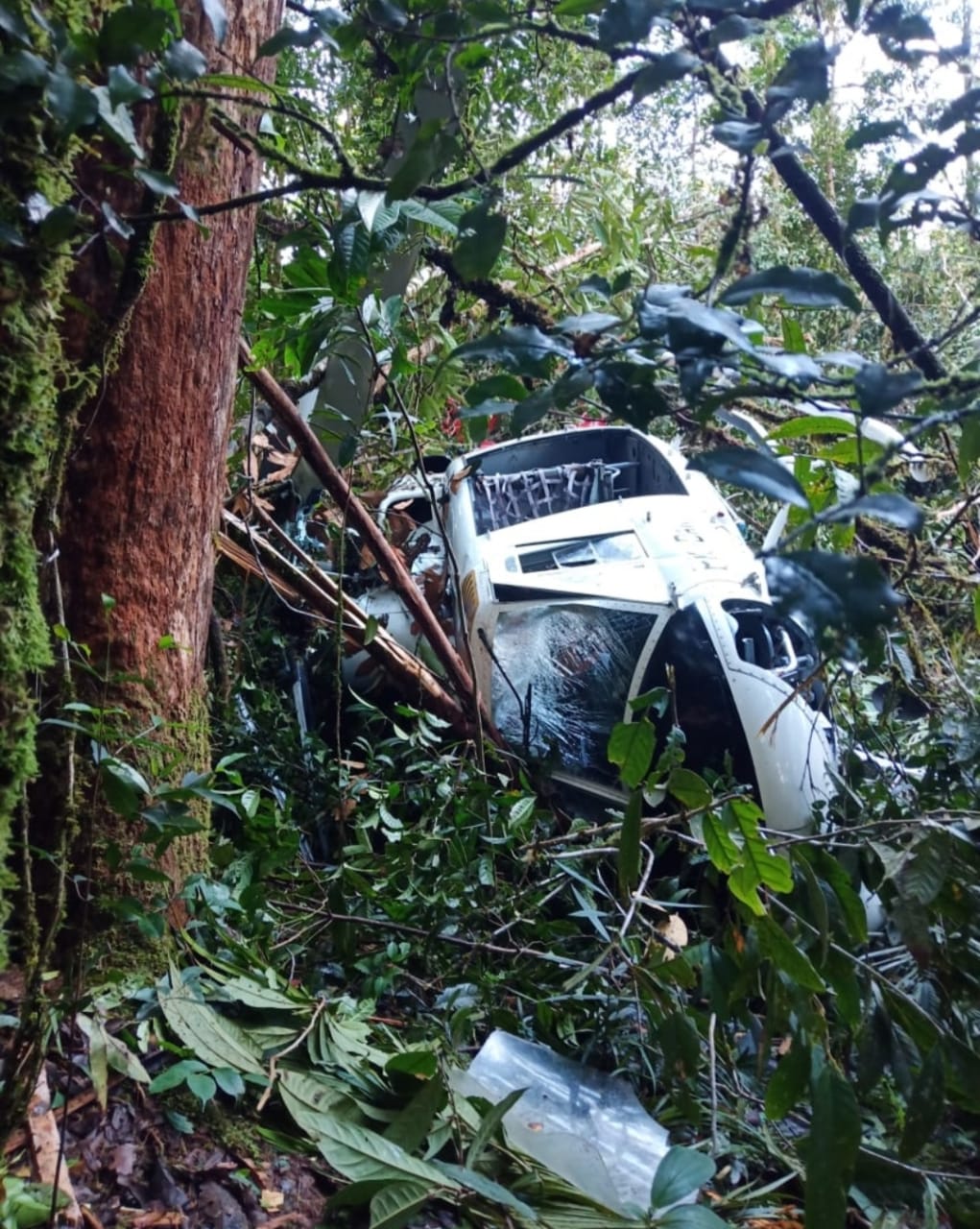 Seorang Anak Hilang Dalam Insiden Kecelakaan Helikopter di Timika