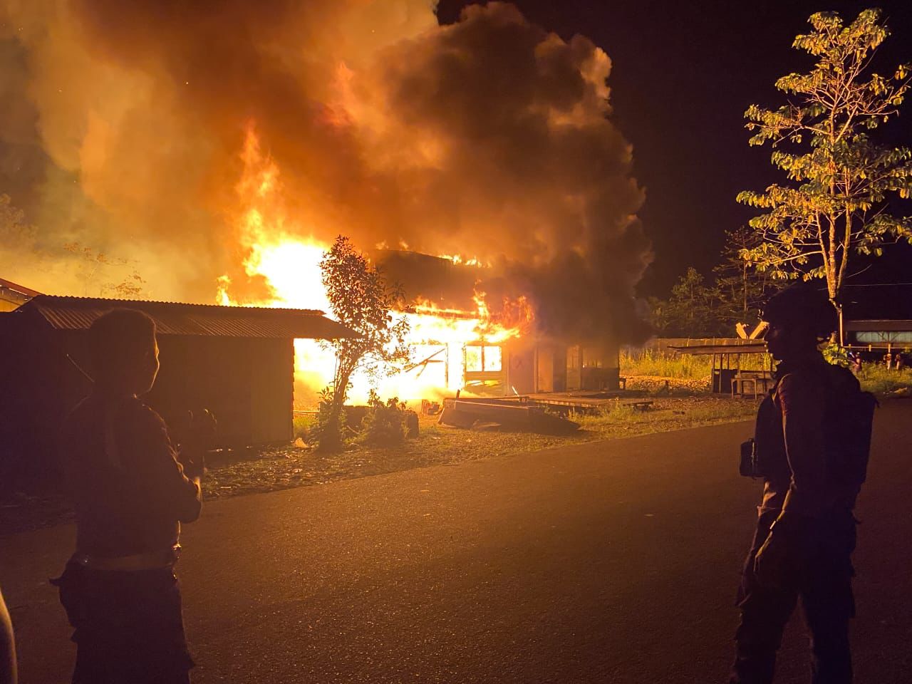 <strong>Tiga Unit Bangunan di Yahukimo Ludes Terbakar</strong>