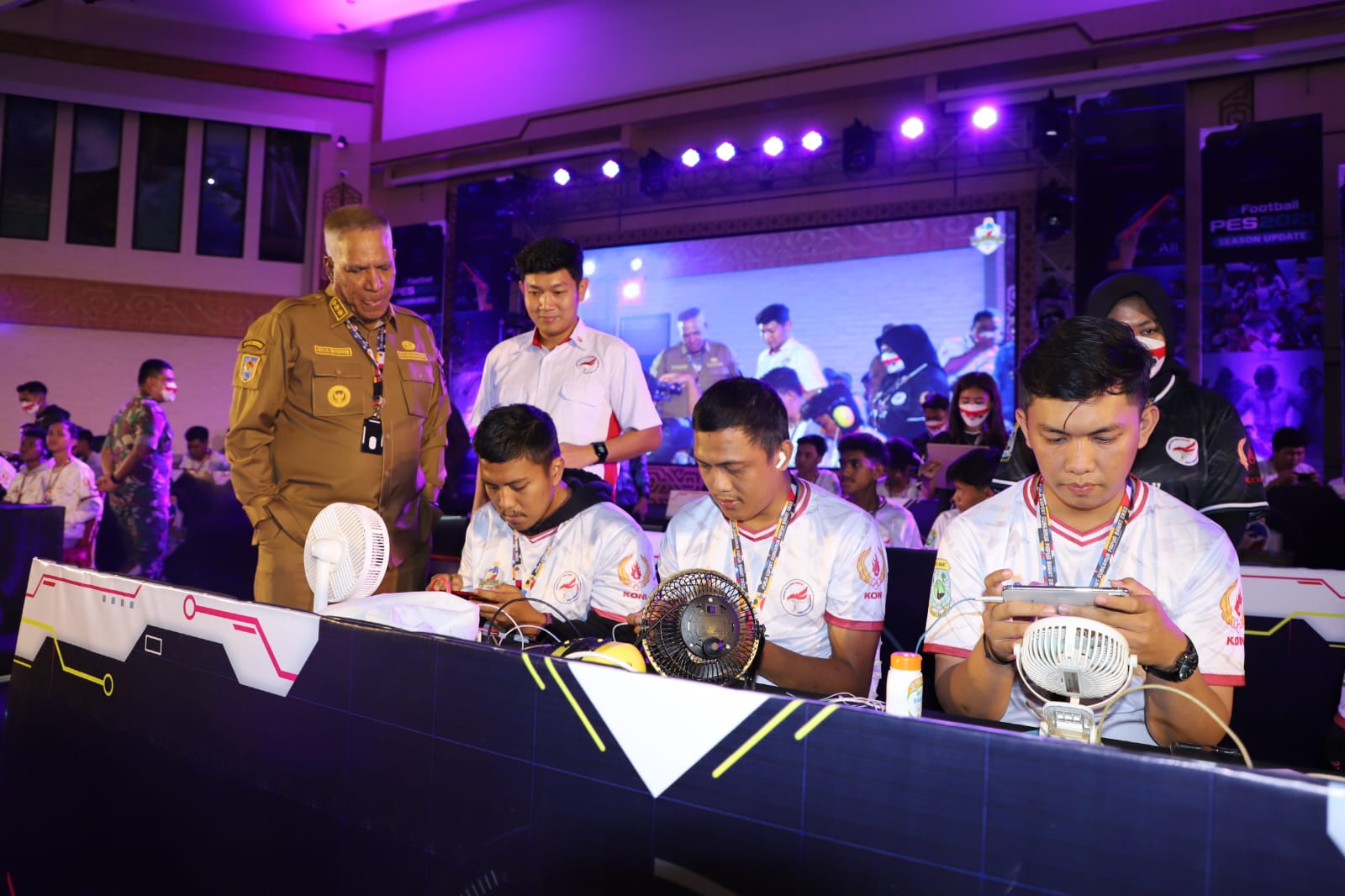 <strong>4.205 Anak Muda Ikuti Turnemen E-Sport Piala Gubernur Papua Barat 2022</strong>