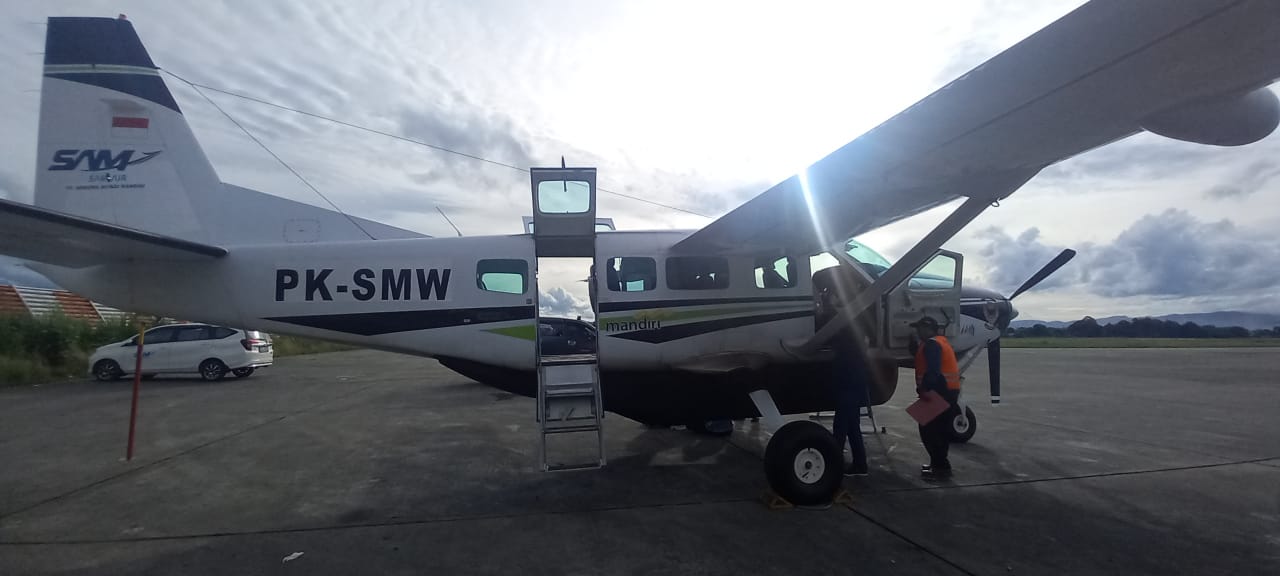 Pesawat Sam Air Hilang Kontak Setelah Tujuh Menit Terbang