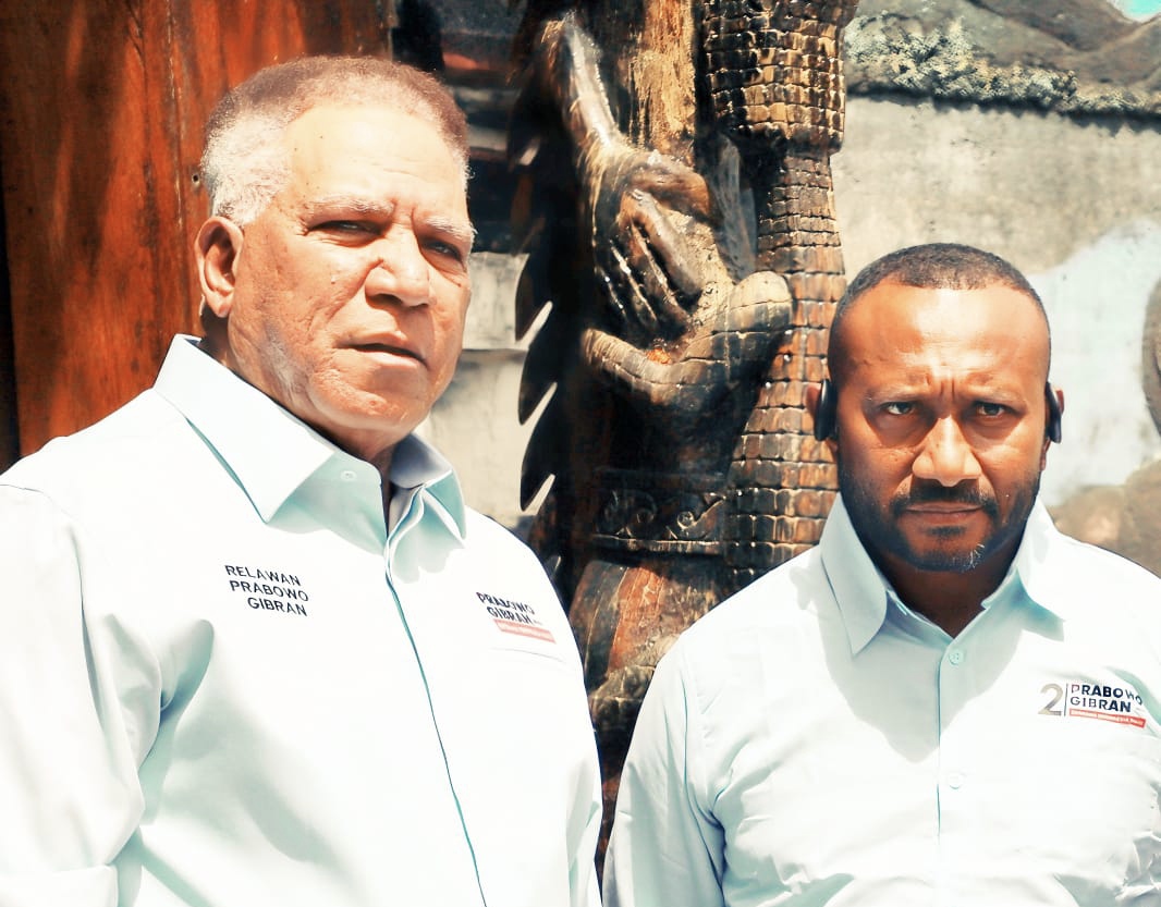 Yan Mandenas : Paulus Waterpauw Solusi Krisis Kepemimpinan di Papua