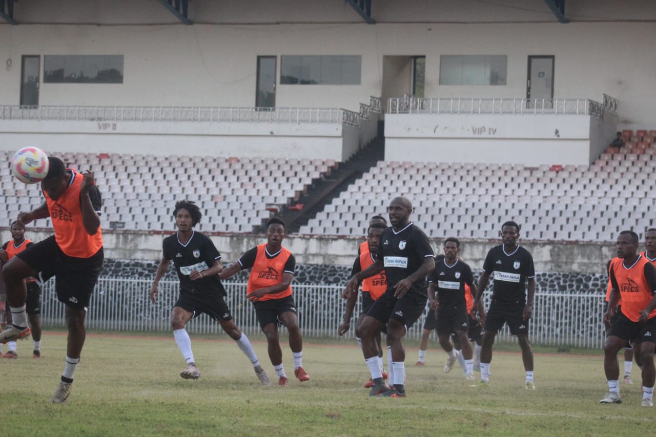 Lawan Persela, Persipura Incar Kemenangan Perdana di Liga 2