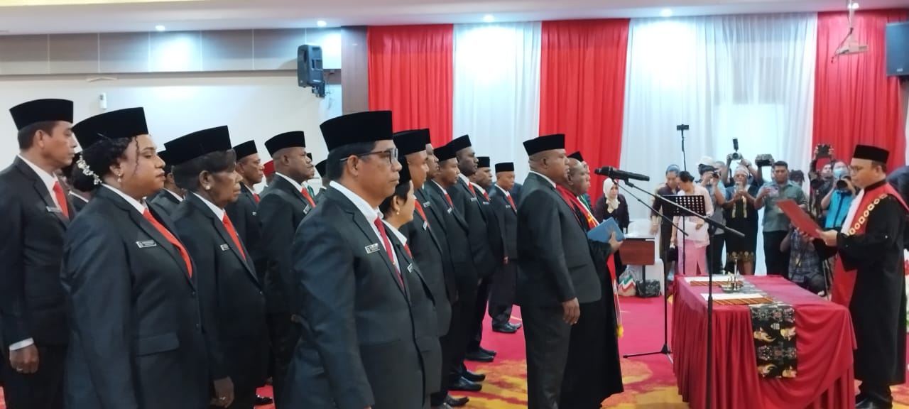 30 Anggota DPRD Kabupaten Jayapura Periode 2024-2029 Dilantik