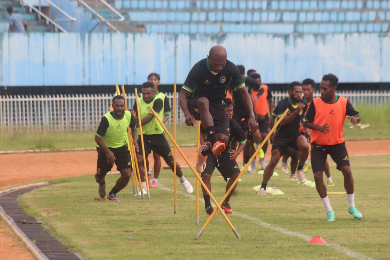 Persipura dan Persewar Incar Kemenangan Perdana di Liga 2