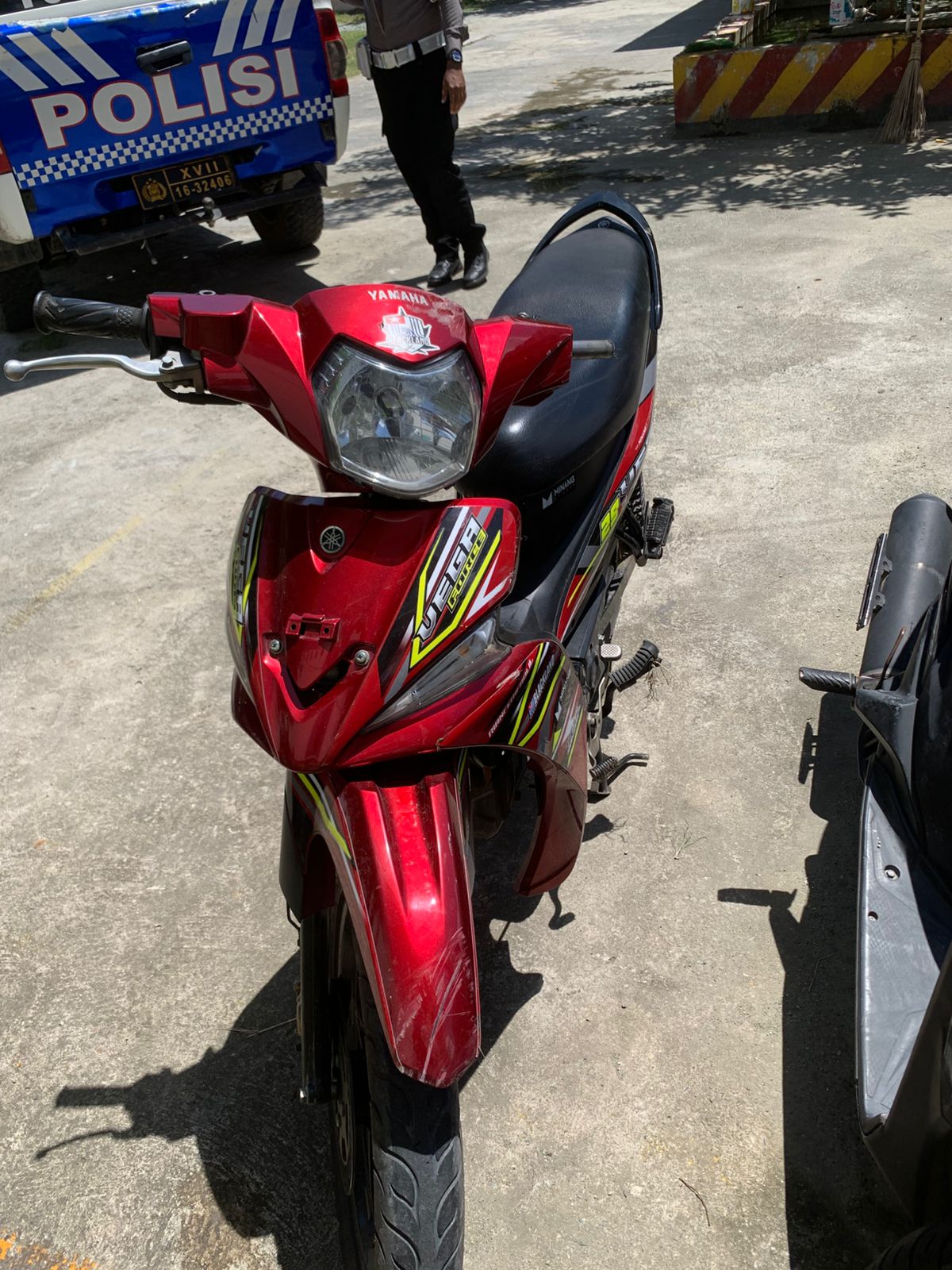 Dipengaruhi Miras, Pengendara Motor Tewas Usai Tabrak Tiang Listrik